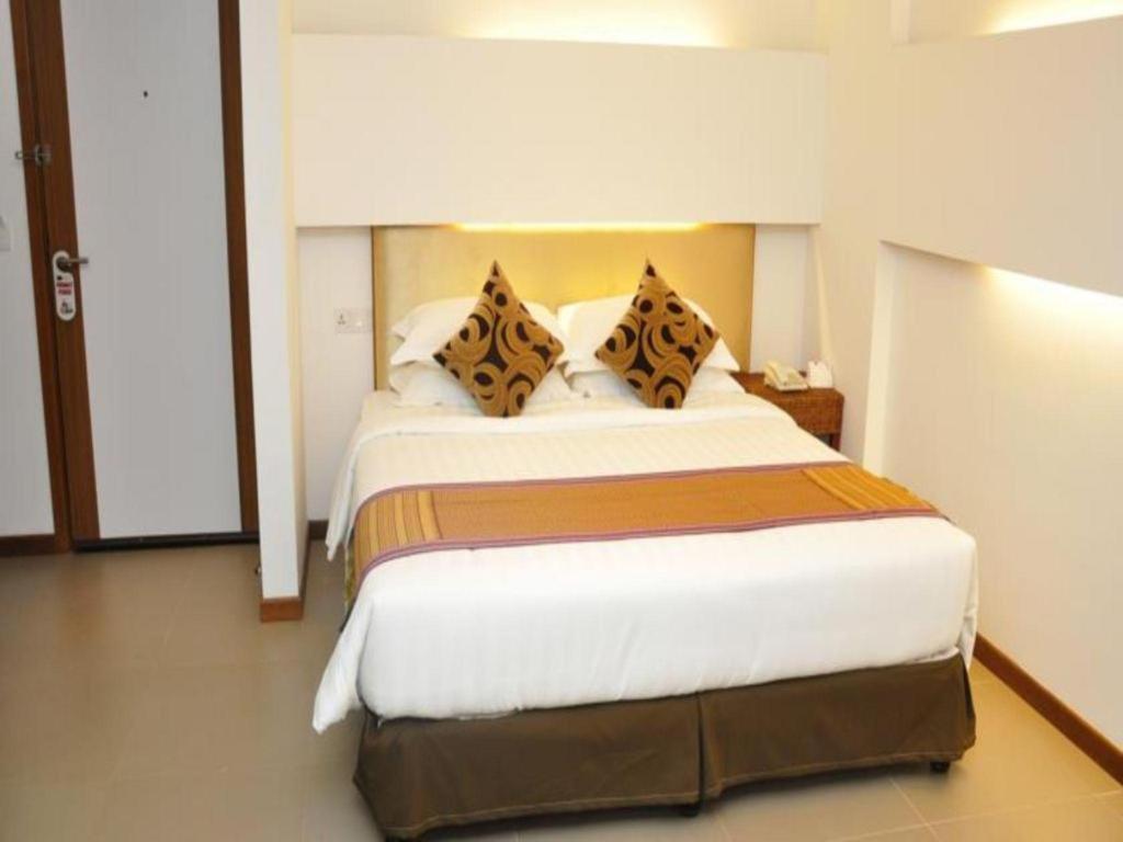 The Rgn City Lodge Γιανγκόν Εξωτερικό φωτογραφία