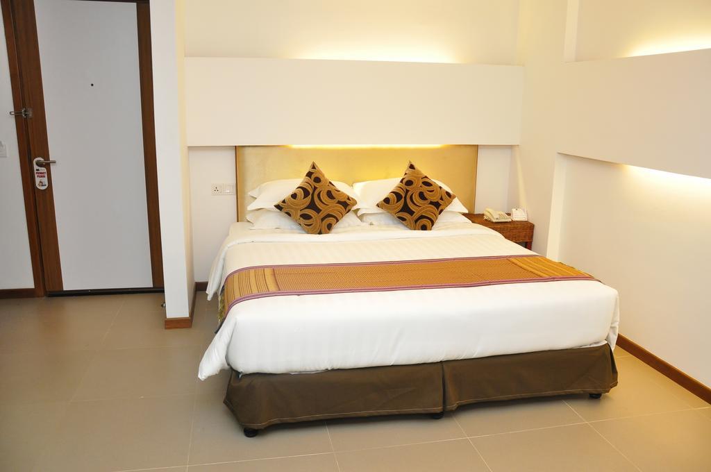 The Rgn City Lodge Γιανγκόν Δωμάτιο φωτογραφία