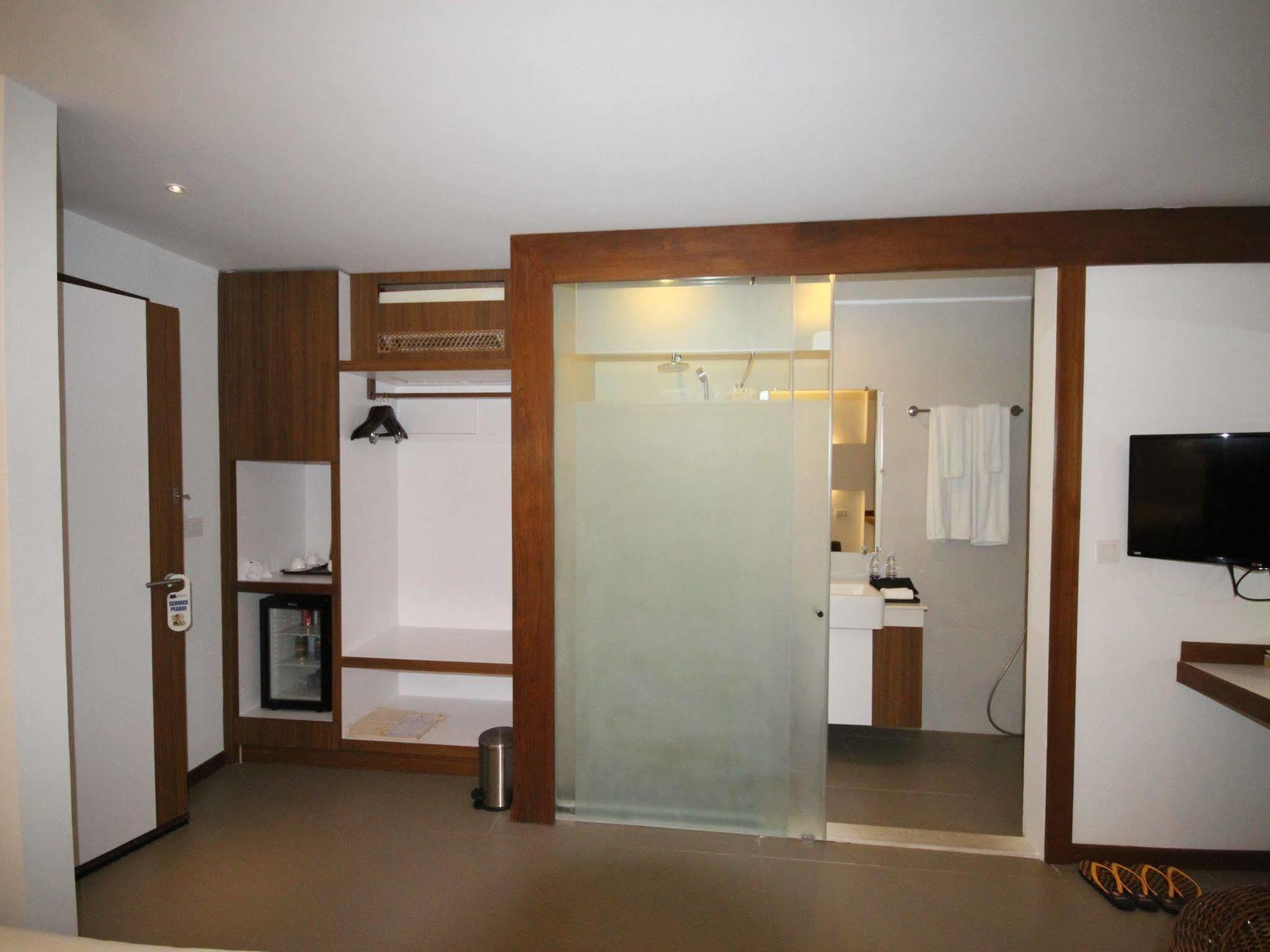 The Rgn City Lodge Γιανγκόν Εξωτερικό φωτογραφία